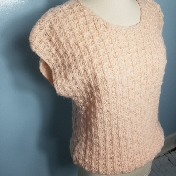 Vest - Picture 3 of 3